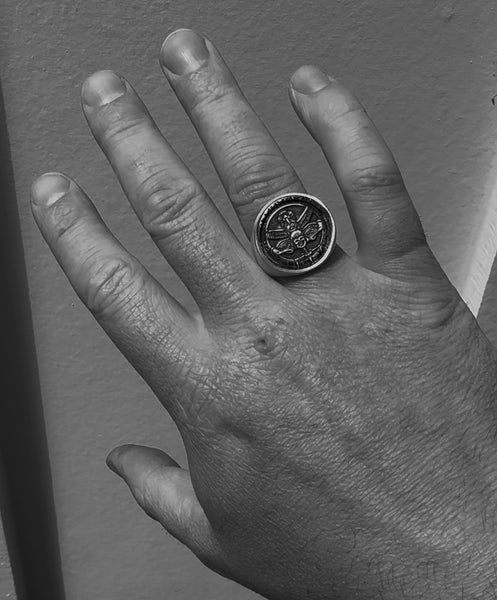 DARKSIDE — Seahawks Championship Ring / Sterling Silver / Monumental